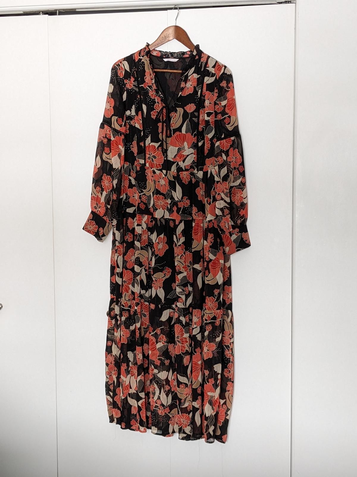 Photo of Maxi robe fleurie, taille L