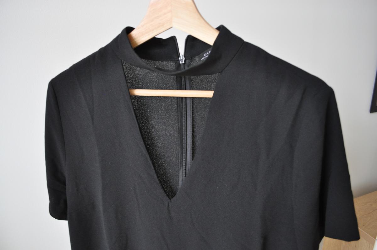 Photo of Mini robe noire Zara