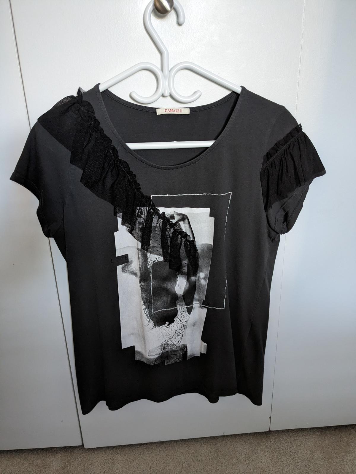 Photo of Tee shirt gris taille XL