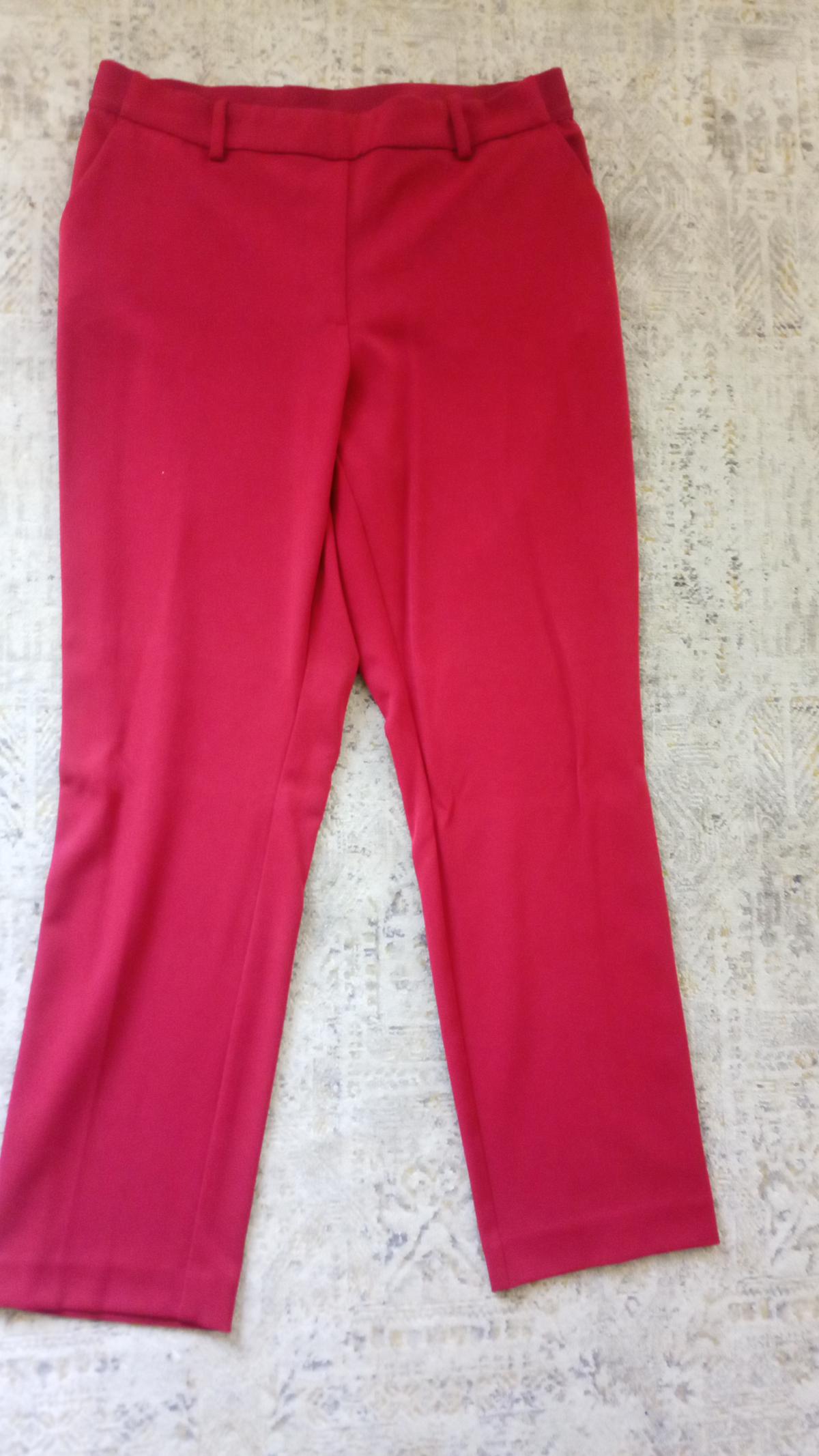 Photo of Pantalon propre rouge h&amp;m