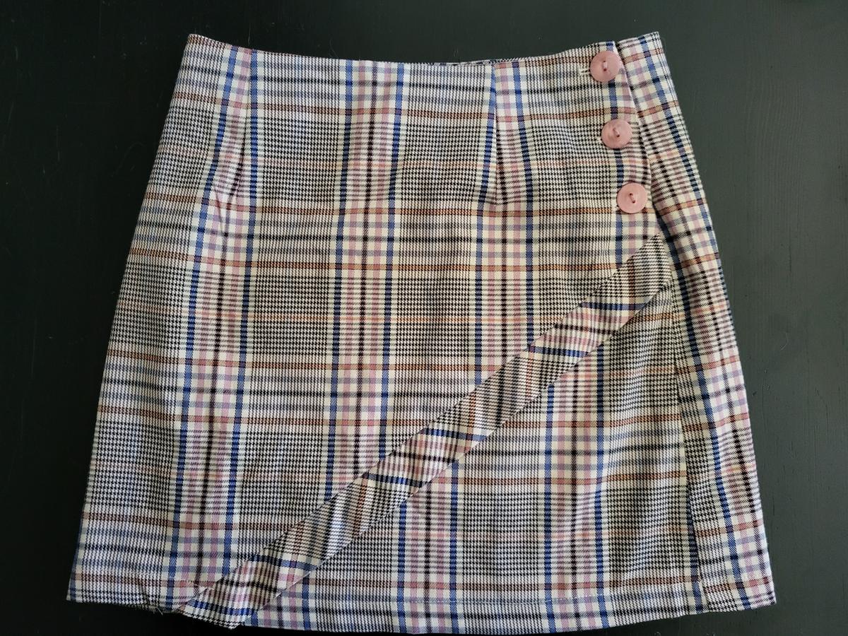 Photo of Mini jupe à carreaux