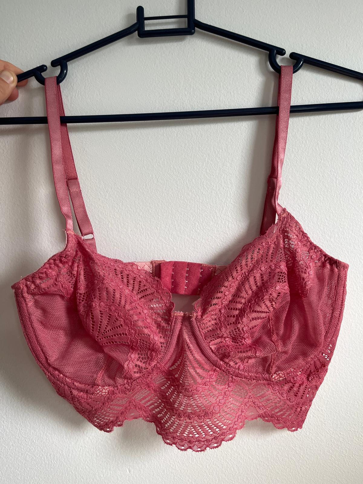 Photo of Soutien-gorge 32D Sokoloff lingerie