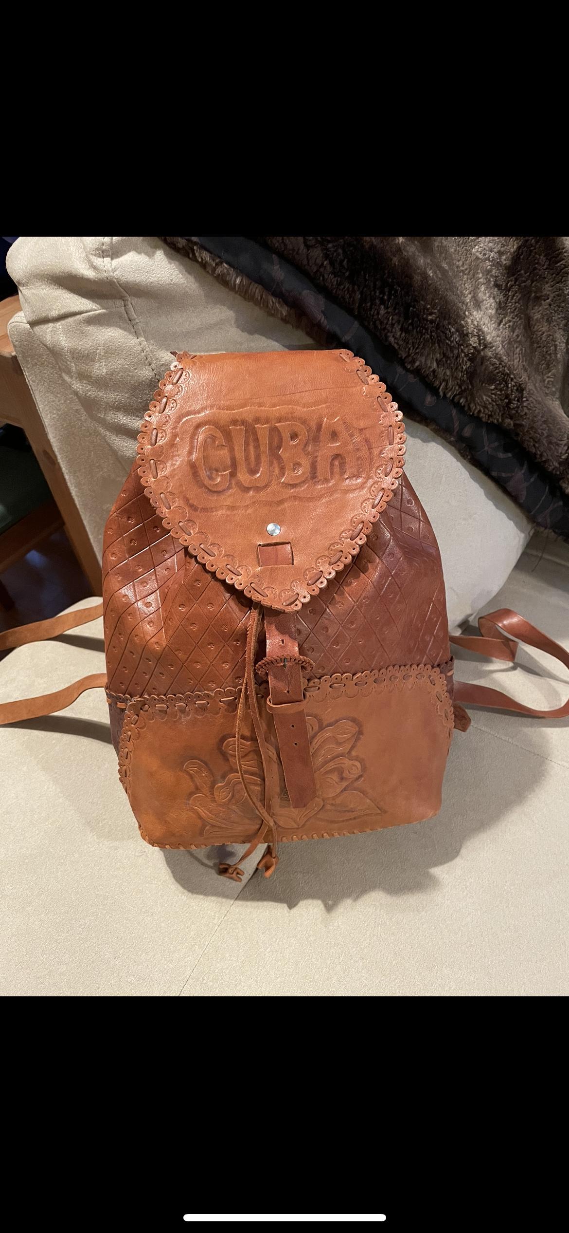 Photo of **NEUF/NEW**Sac à dos en CUIR/LEATHER Backpack **