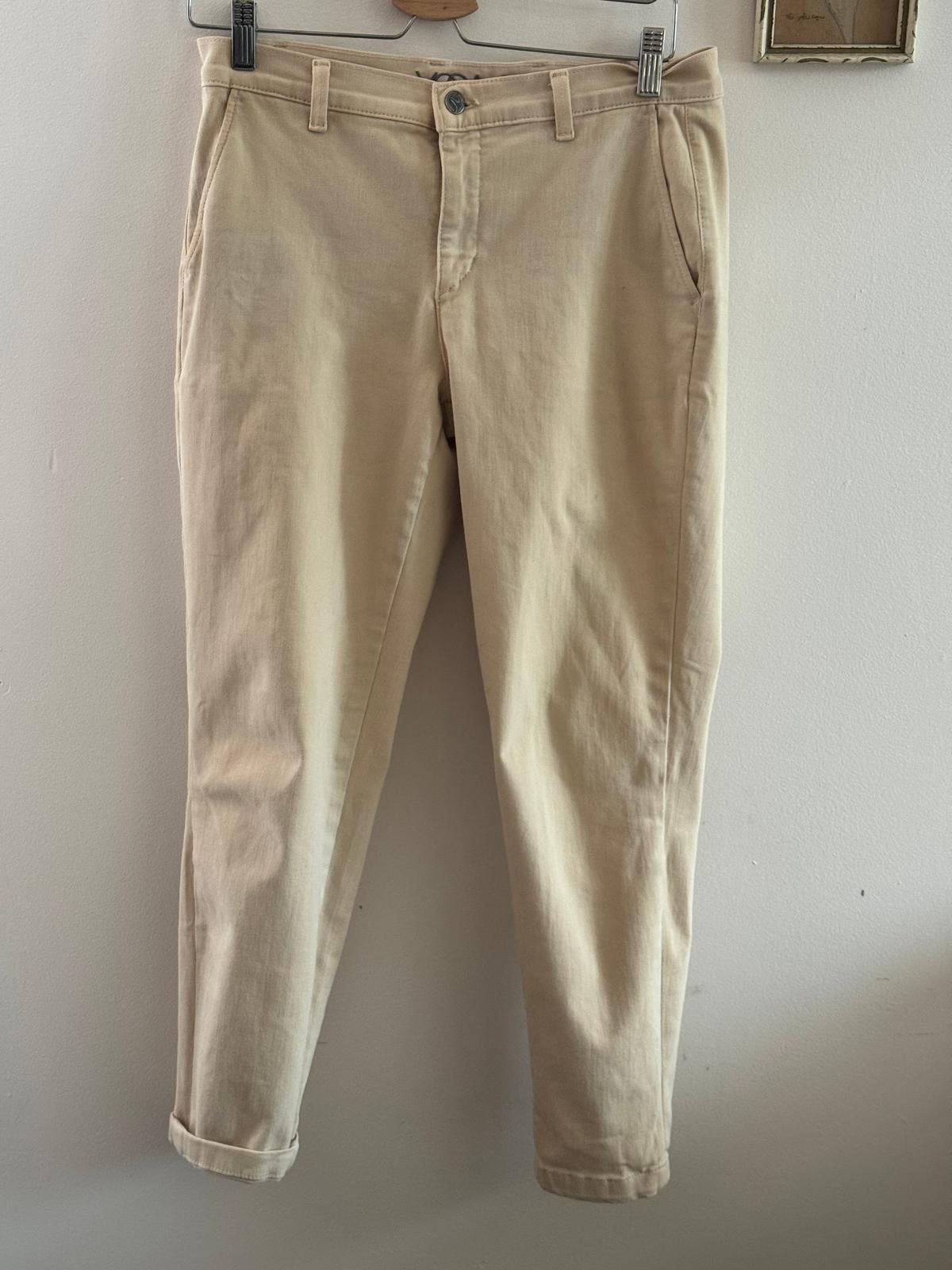 Photo of Pantalon style Capri YOGA Jeans grandeur 28