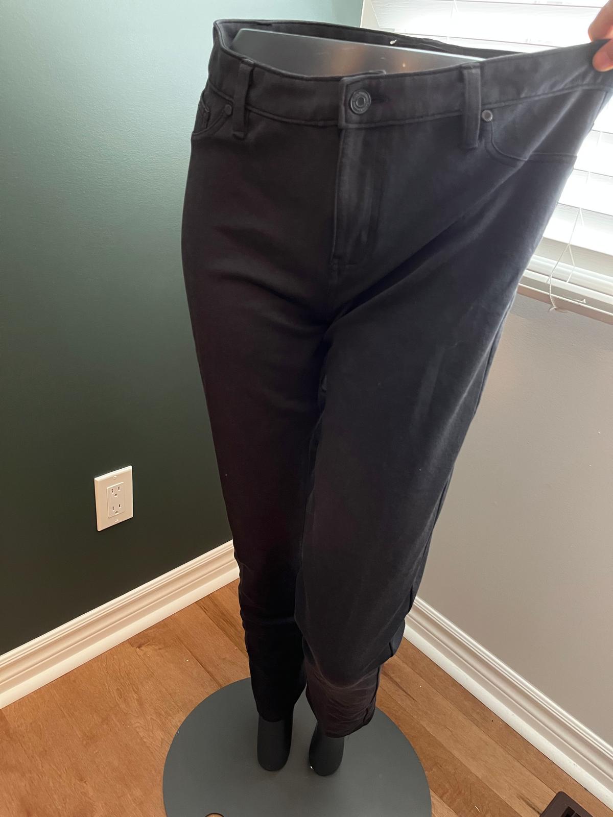Photo of Jeans noir taille 14 - Calvin Klein 