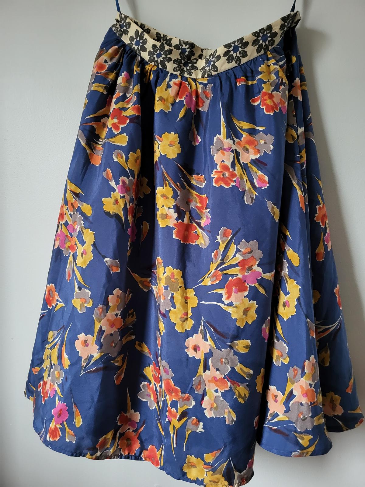 Photo of Magnifique jupe en soie taille 8